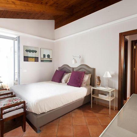 Amore Rentals - Appartamento Terrazza Tasso Sorrento Eksteriør billede