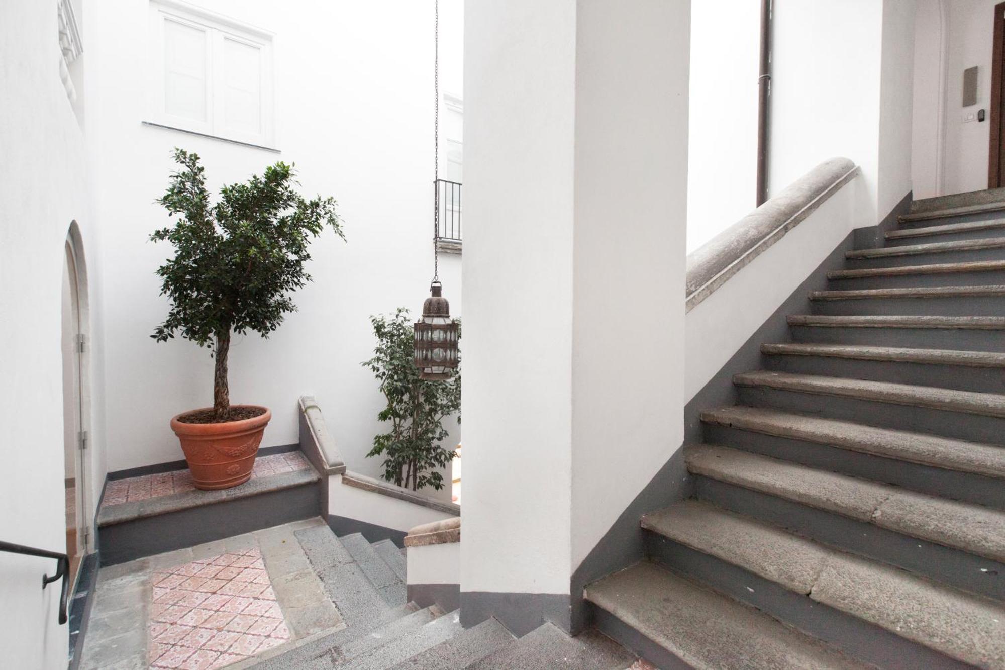 Amore Rentals - Appartamento Terrazza Tasso Sorrento Eksteriør billede