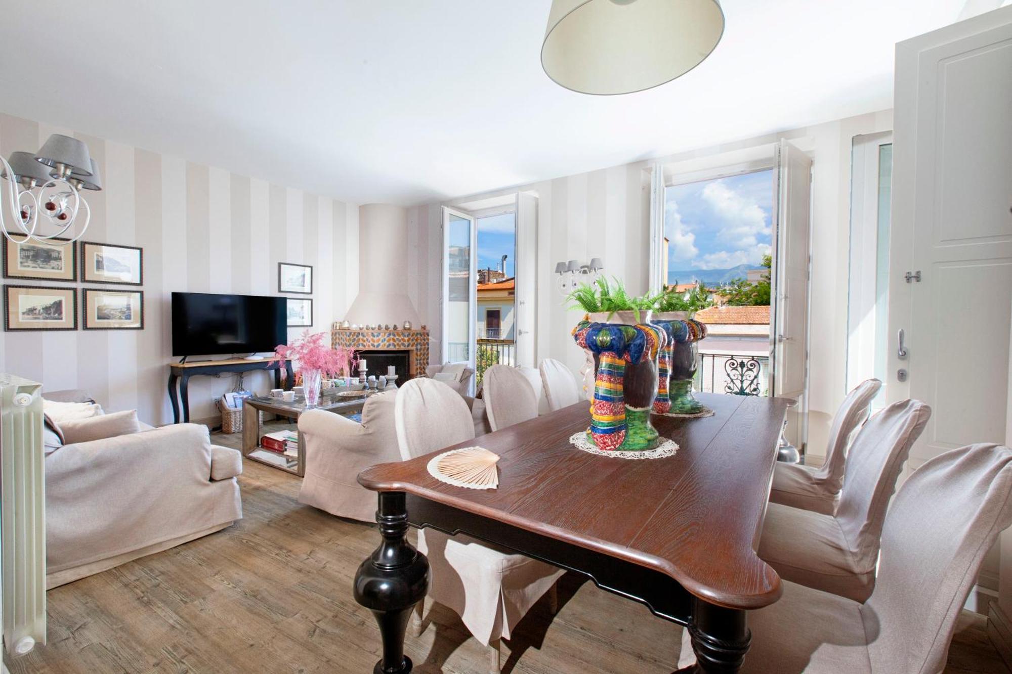 Amore Rentals - Appartamento Terrazza Tasso Sorrento Eksteriør billede